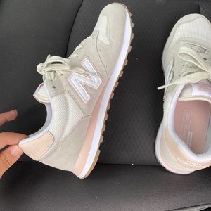 Like New, New Balance Shoes